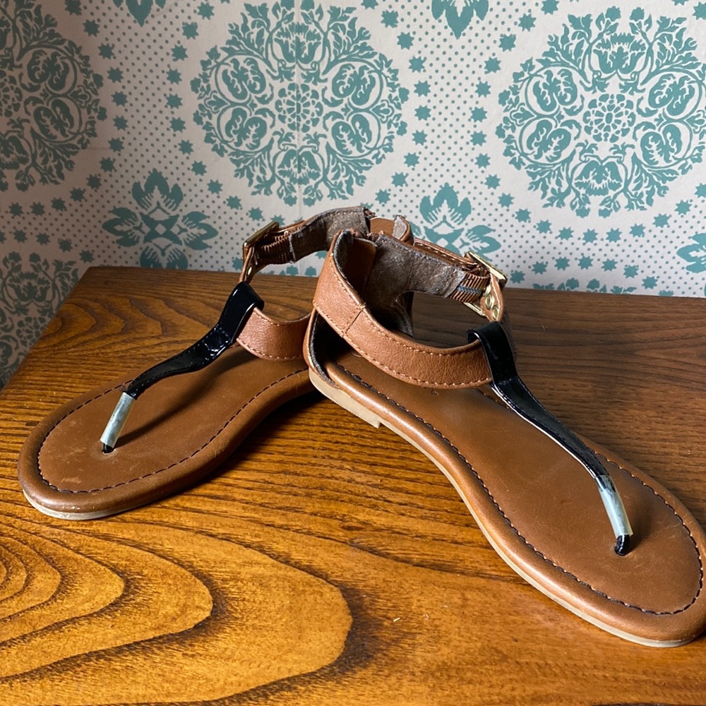 Xhilaration Thong Sandals